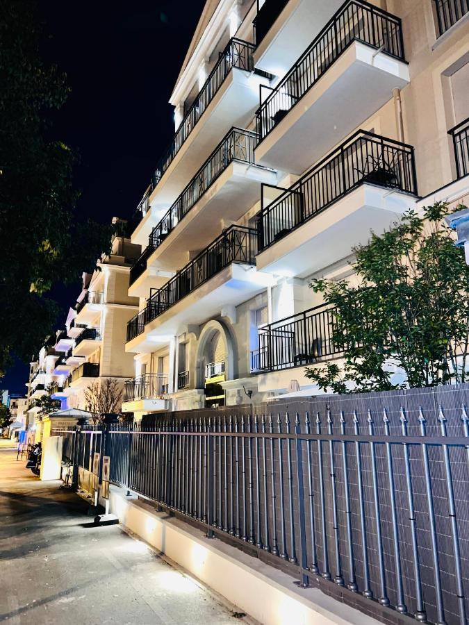 Les Residences De Djibril Le Blanc-Mesnil Exterior foto