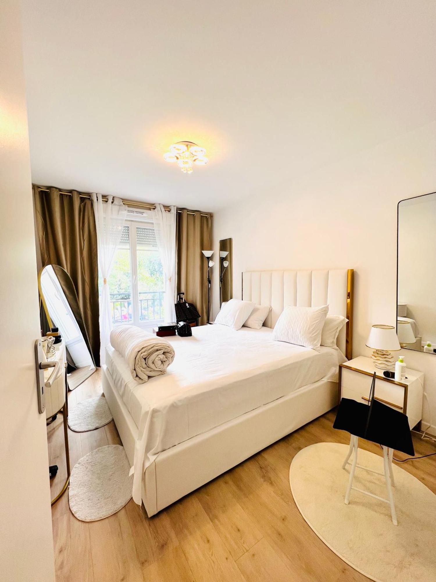 Les Residences De Djibril Le Blanc-Mesnil Exterior foto
