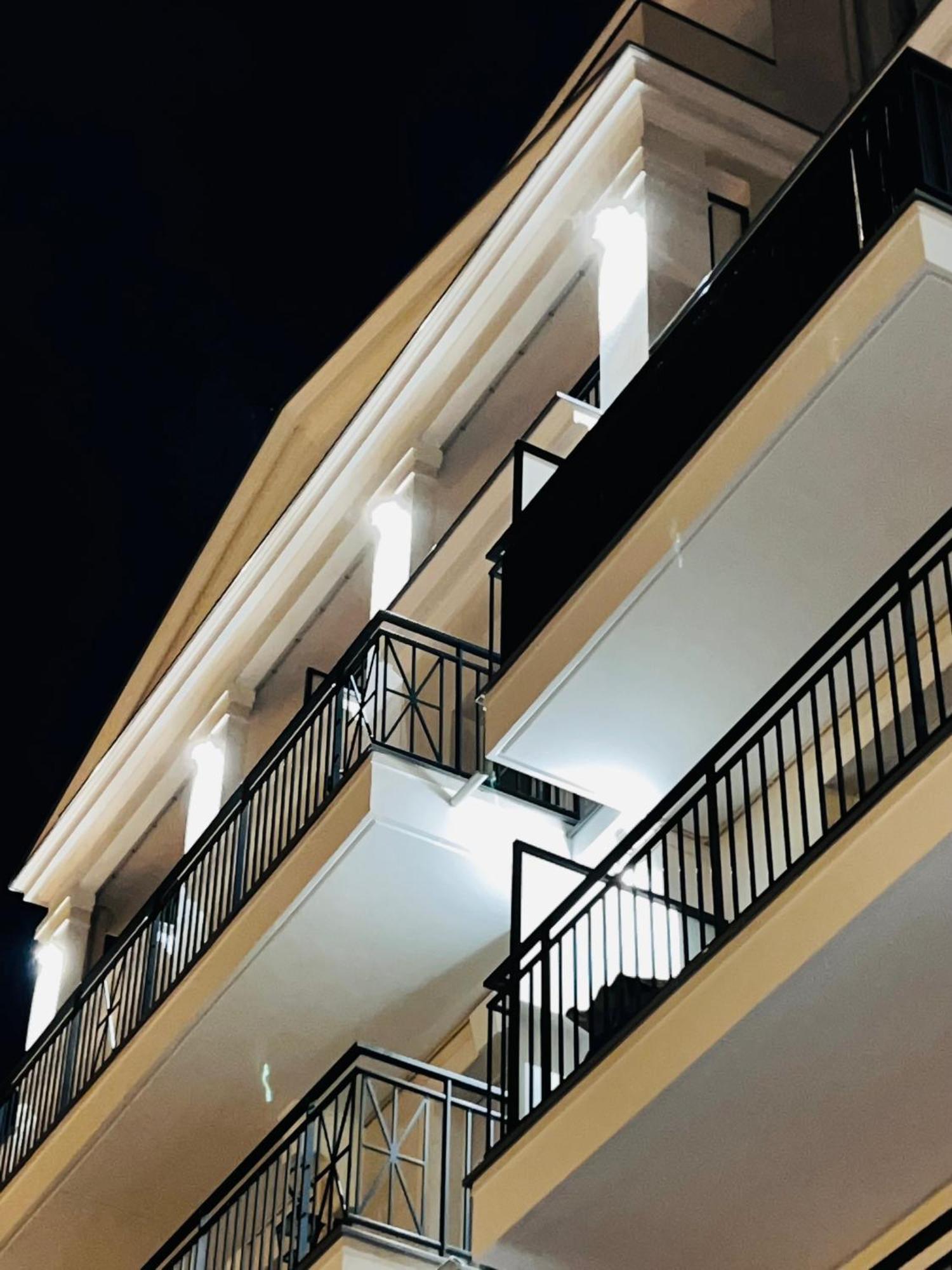 Les Residences De Djibril Le Blanc-Mesnil Exterior foto